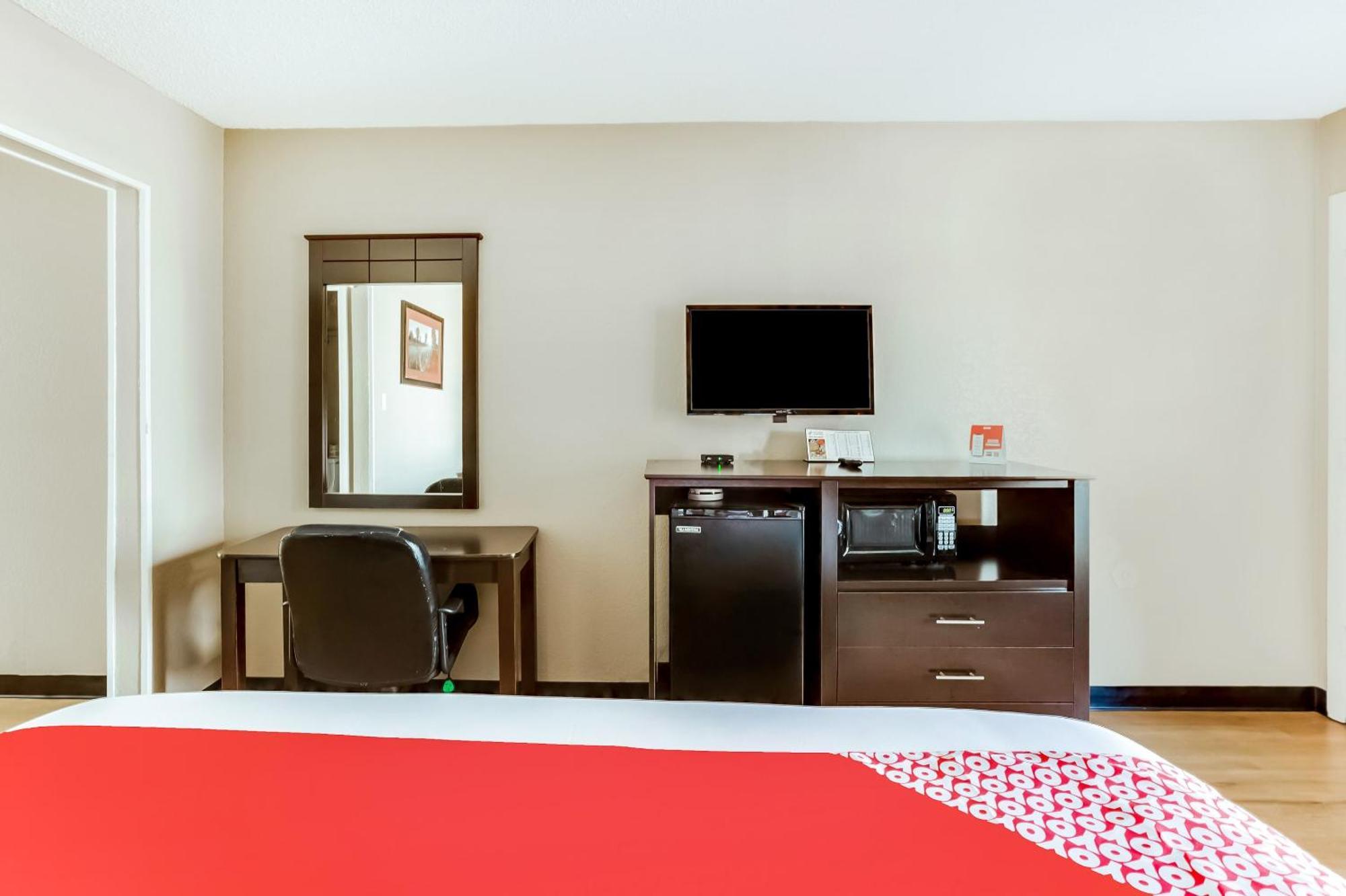 Oyo Hotel Tyler Northwest Mineola Hwy Extérieur photo